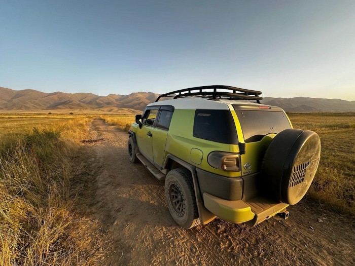 TOYOTA FJ-Cruiser Green-5