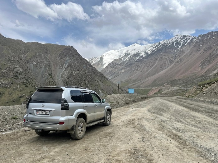 Toyota Landcruiser Prado-4