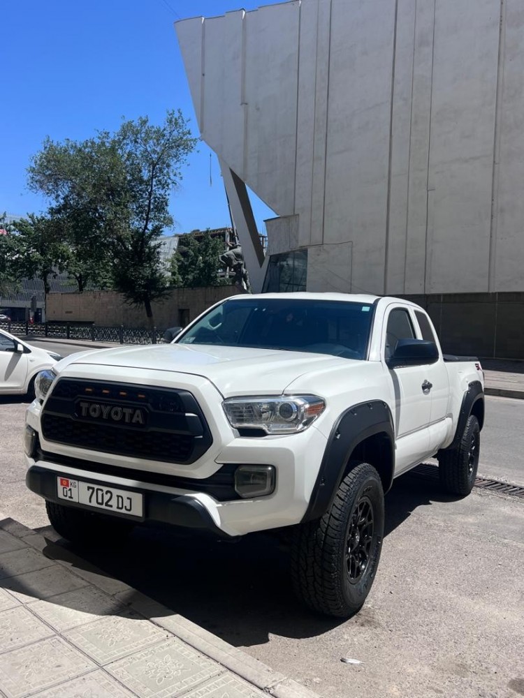Toyota Tacoma 2020-3