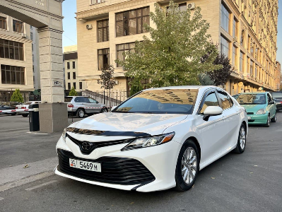 Toyota Camry 70-1