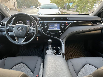 Toyota Camry 70-3
