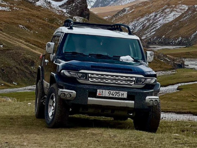 Toyota FJ-Cruiser Black-5